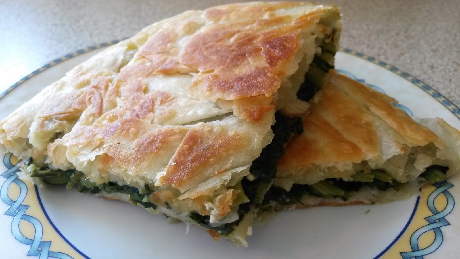 ıspanaklı tava böregi